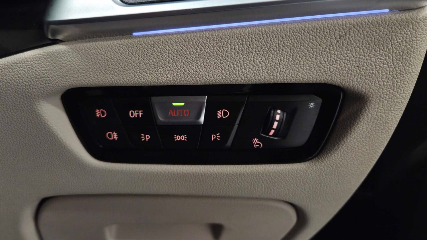 Used BMW 3 Series 2019 for sale - 77842479: Photo 30