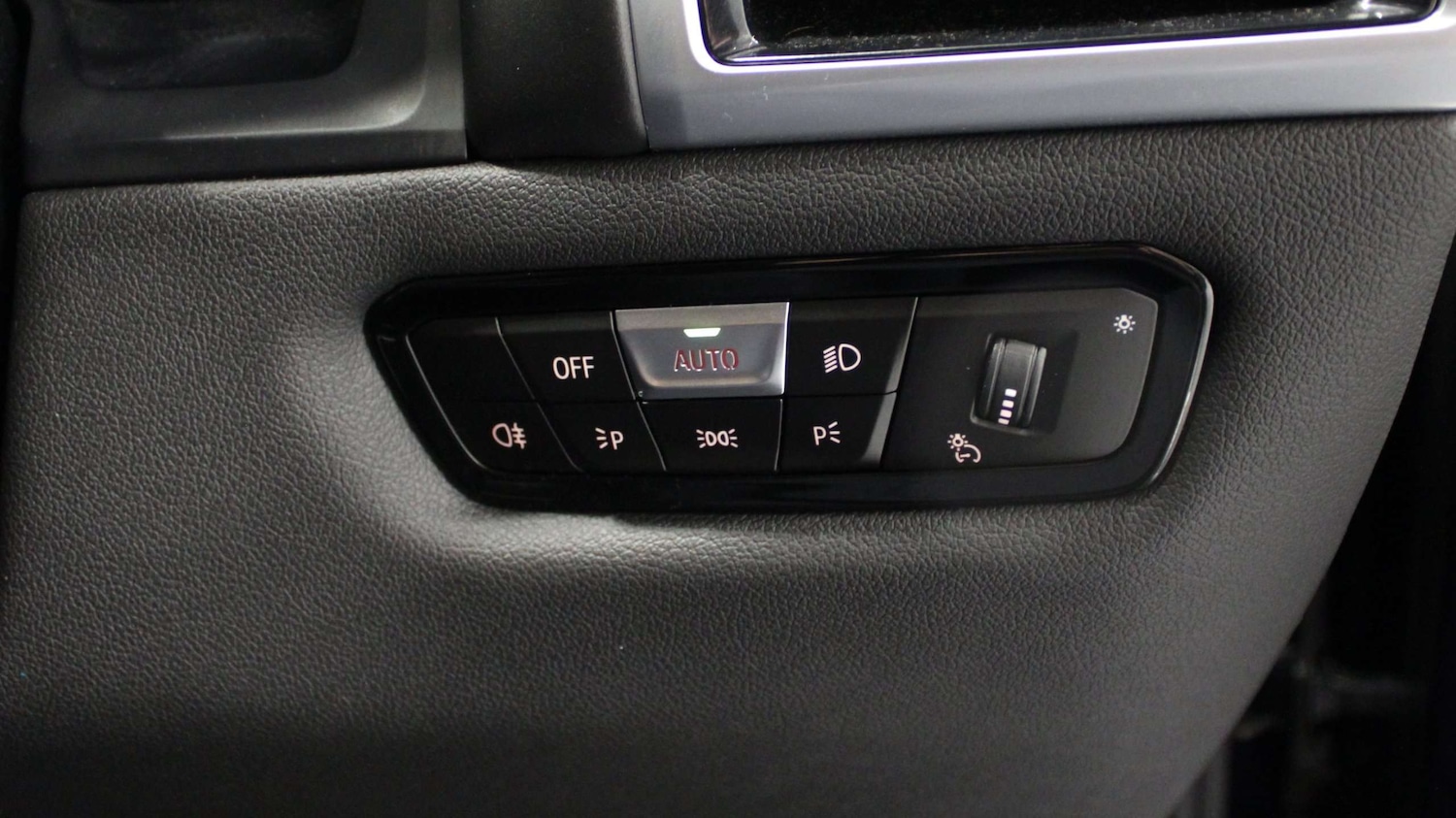 Used BMW 8 Series 2021 for sale - 76564358: Photo 28