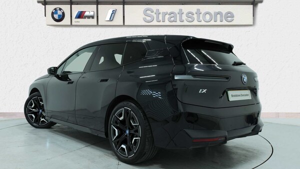 Used BMW iX 2023 for sale - 75217106: Photo 2