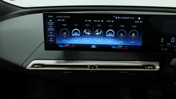 Used BMW iX 2023 for sale - 75217106: Photo 9