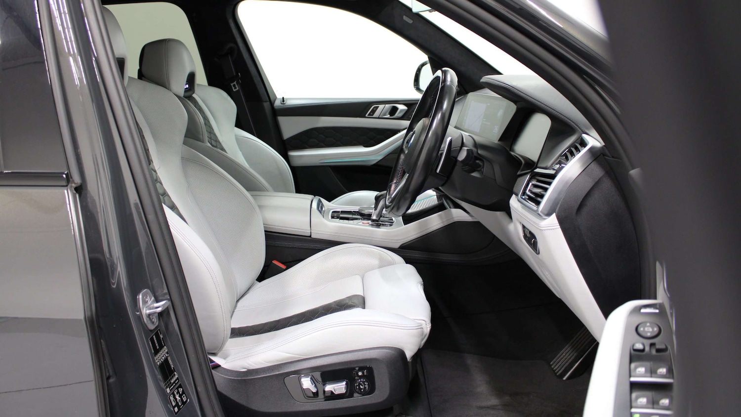 Used BMW X5 M 2021 for sale - 76718078: Photo 12