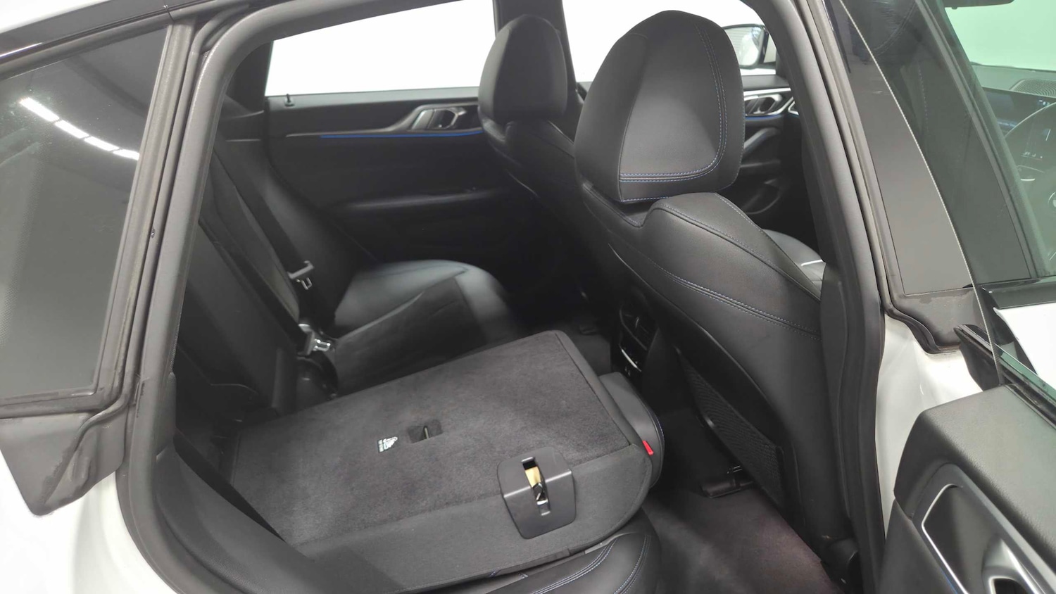 Used BMW i4 for sale - 78104835: Photo 30