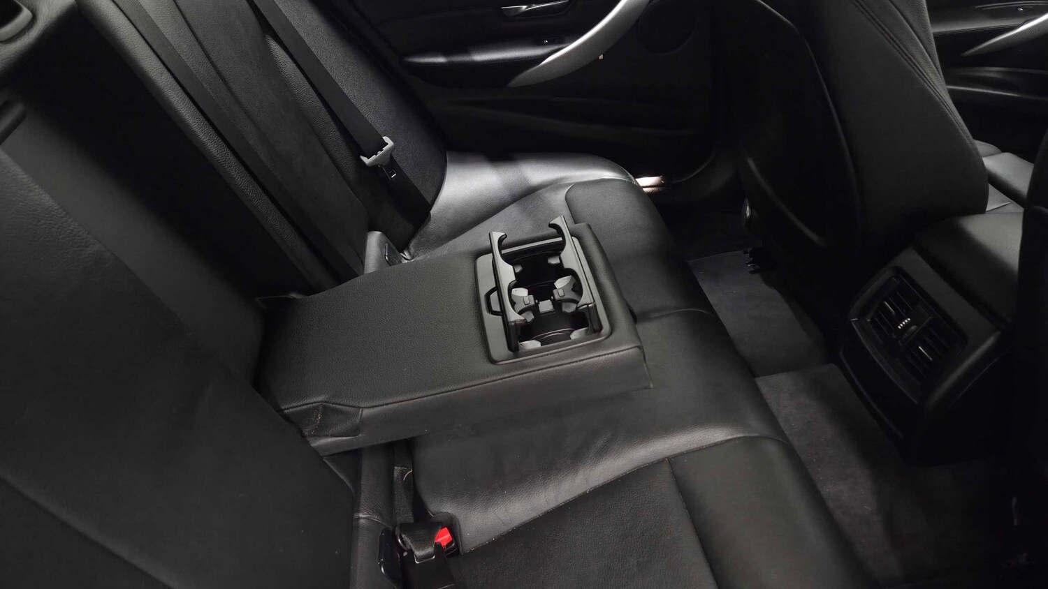 Used BMW 3 Series 2015 for sale - 77686622: Photo 27