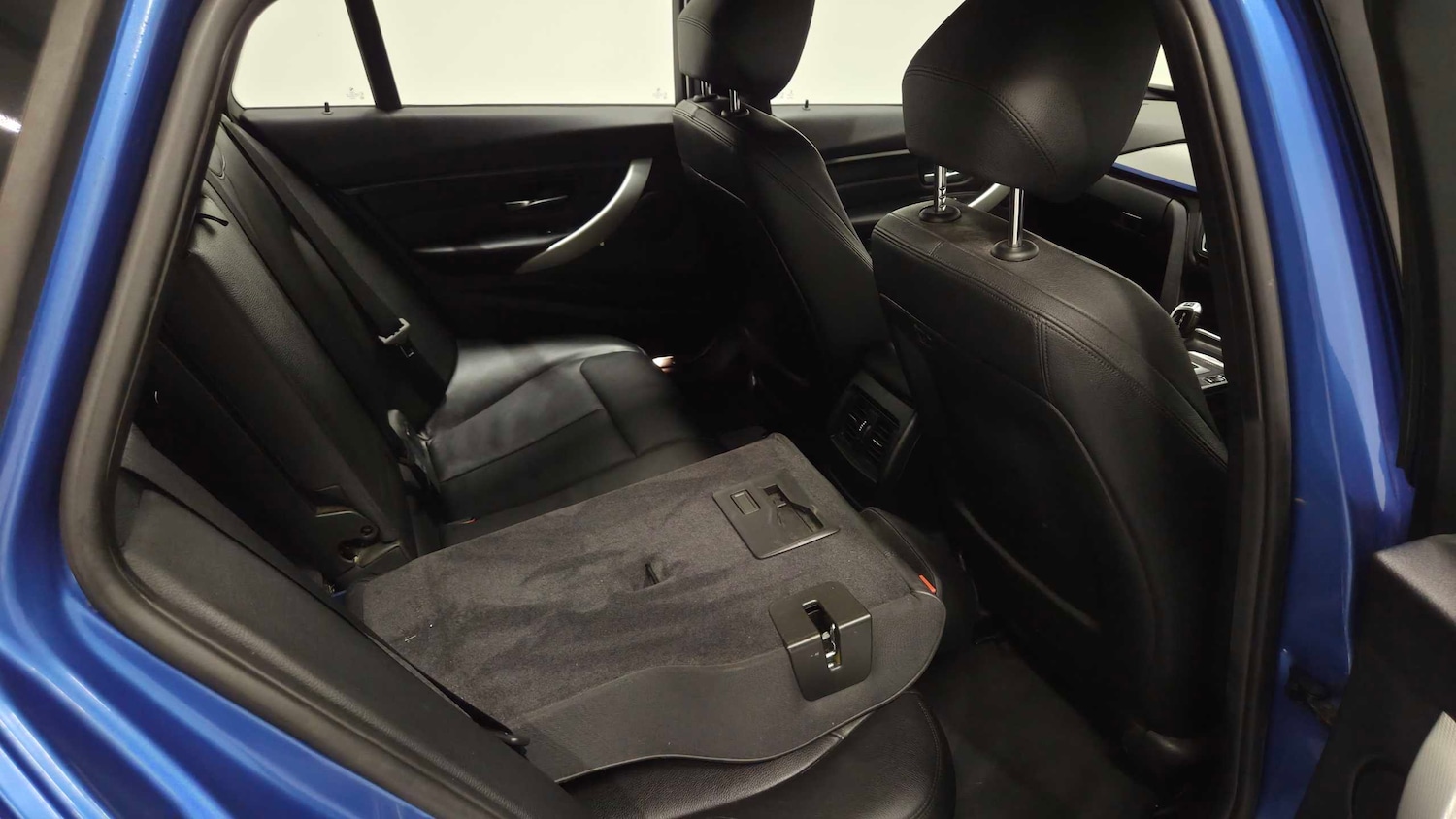 Used BMW 3 Series 2015 for sale - 77686622: Photo 28