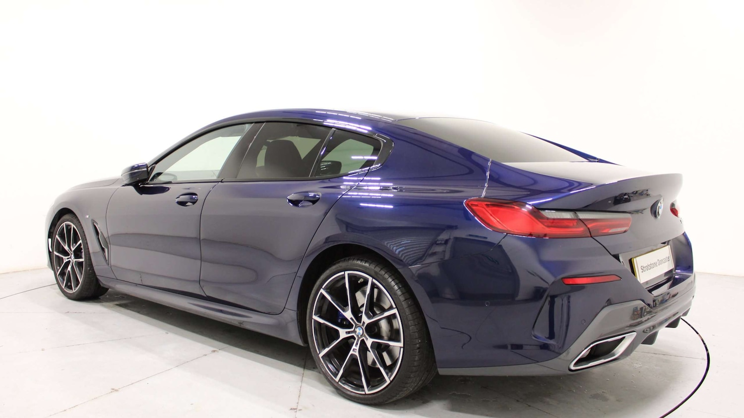 Used BMW 8 Series for sale - 77219611: Photo 2