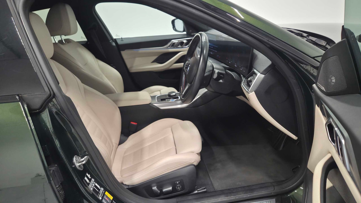 Used BMW i4 2024 for sale - 78076783: Photo 11