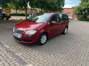 Used Volkswagen Touran 2010 for sale - 74770559: Photo