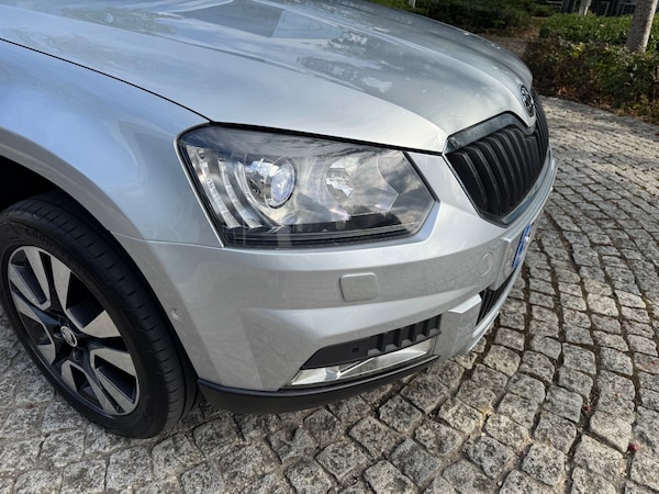 Used Skoda Yeti 2015 for sale - 75640965: Photo 35