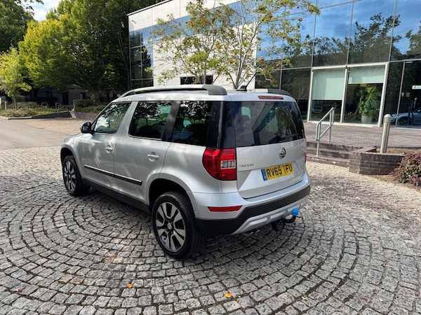 Used Skoda Yeti 2015 for sale - 75640965: Photo 7