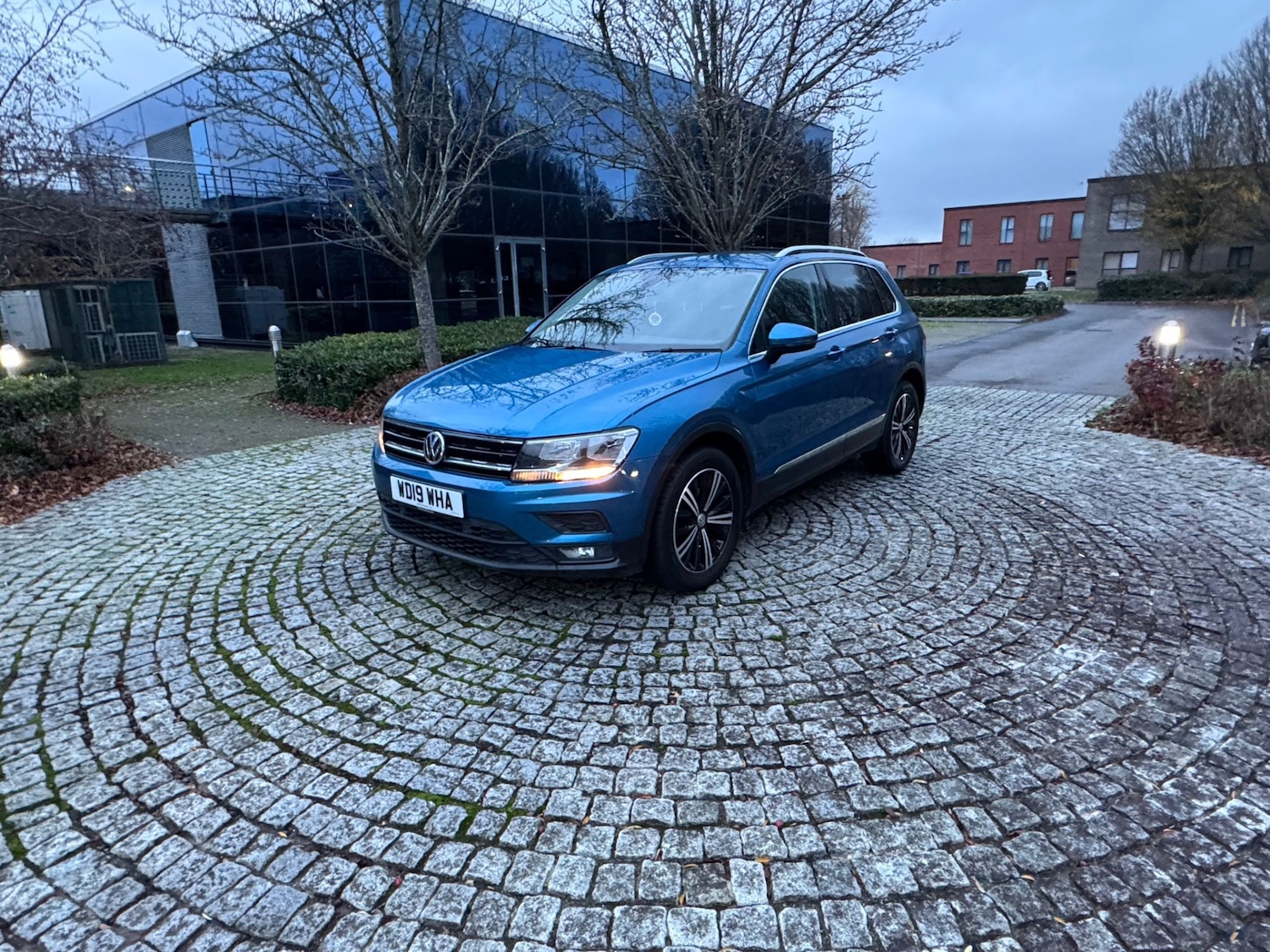 Used Volkswagen Tiguan 2019 for sale - 76578368: Photo 3
