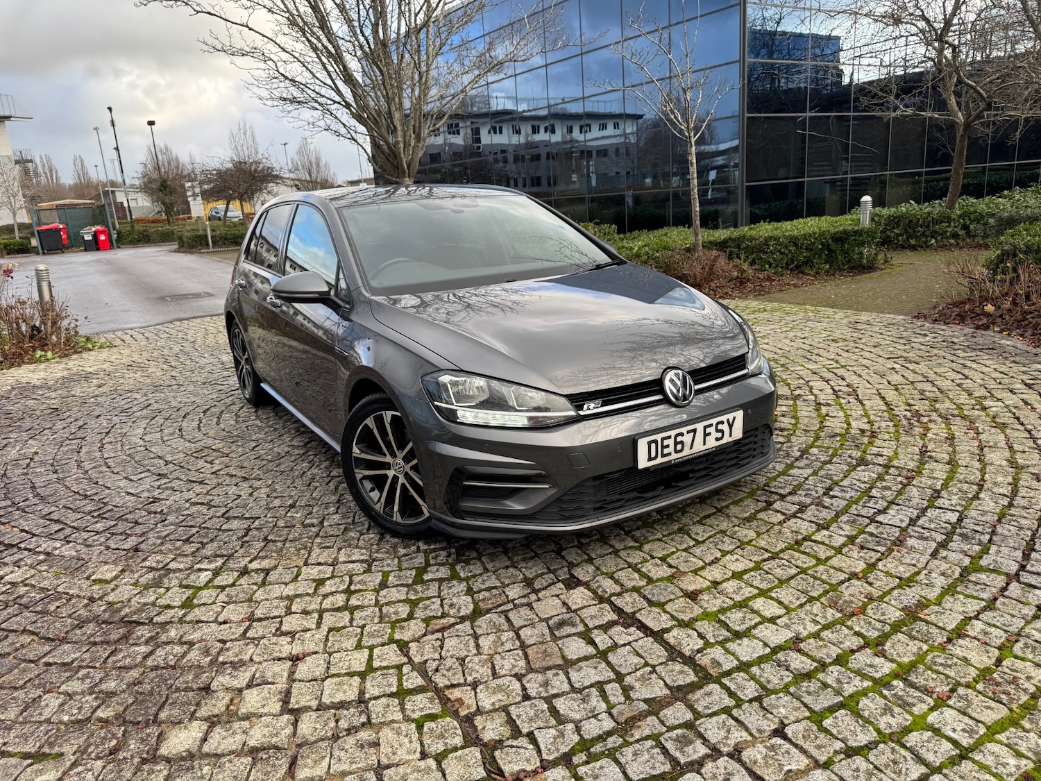 Used Volkswagen Golf 2017 for sale - 76892378: Photo 10