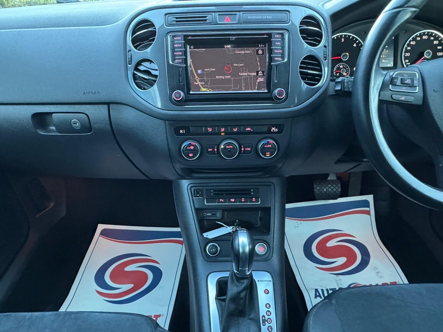 Used Volkswagen Tiguan 2016 for sale - 77900996: Photo 16