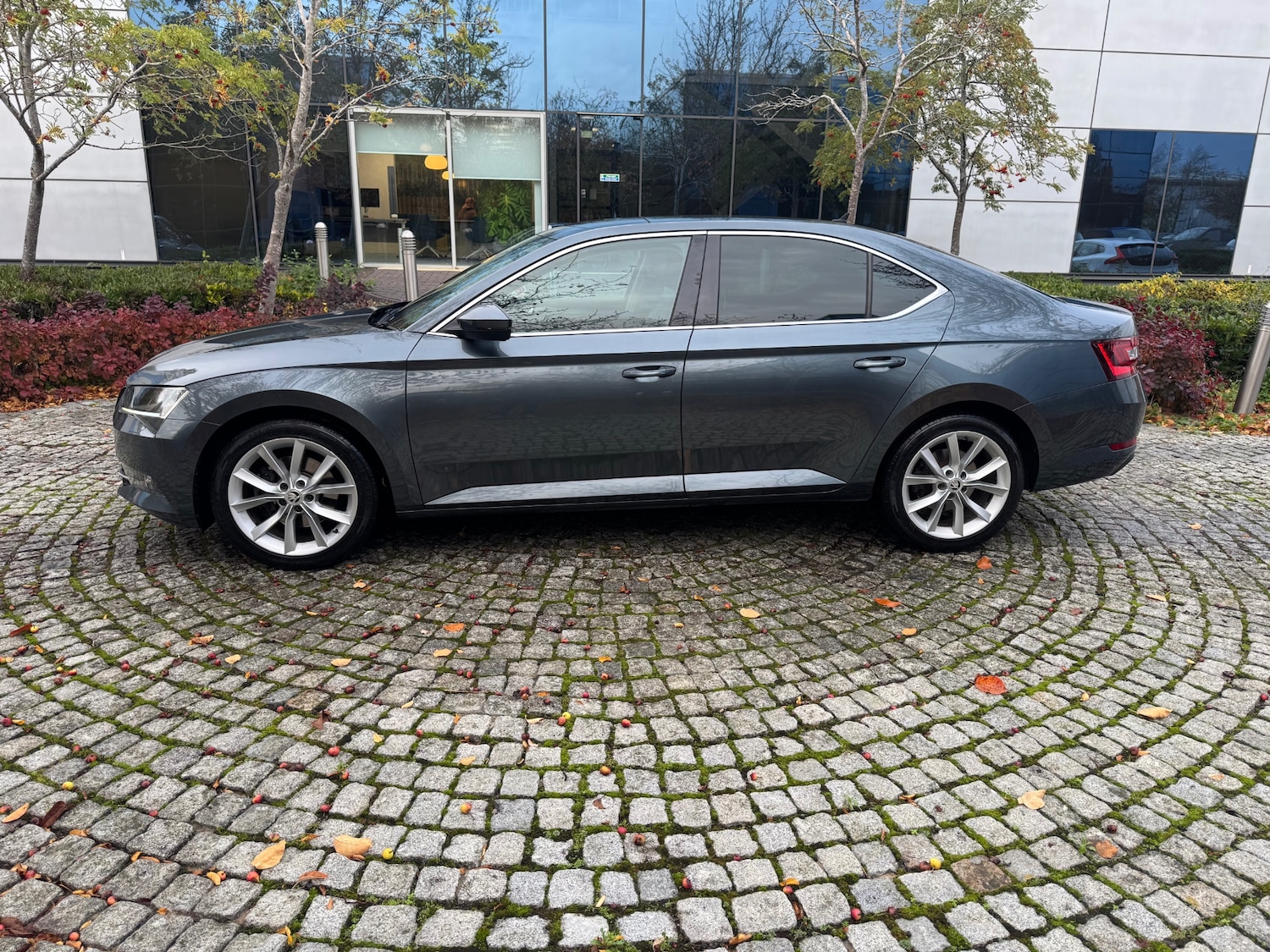 Used Skoda Superb 2017 for sale - 76577527: Photo 10