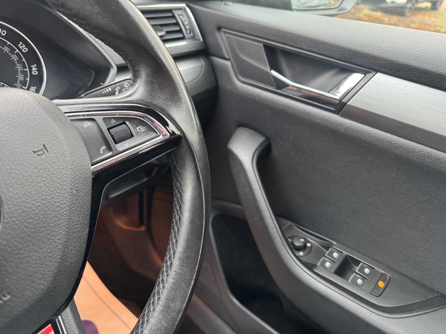 Used Skoda Superb 2017 for sale - 76577527: Photo 16