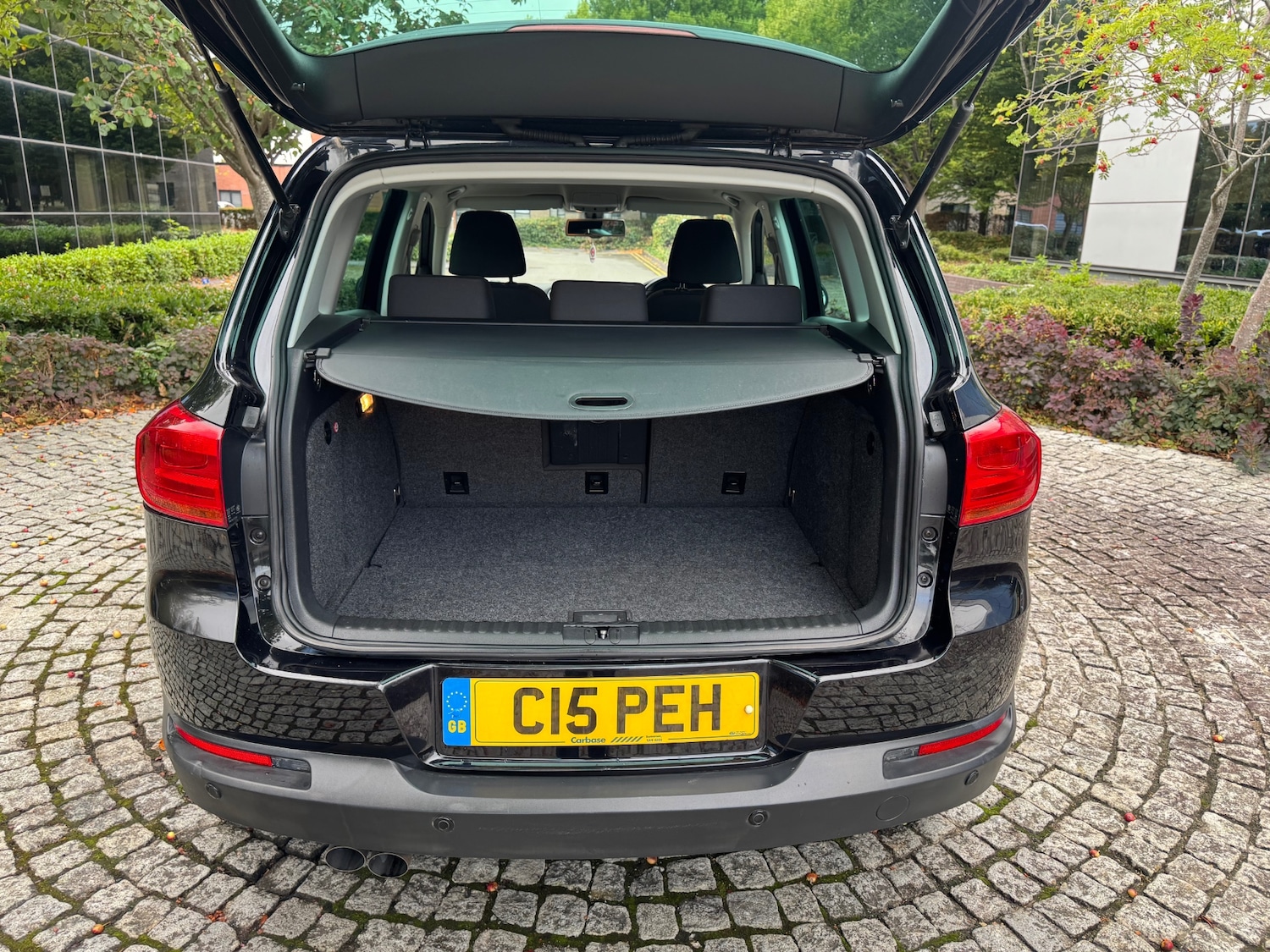 Vehicle 29