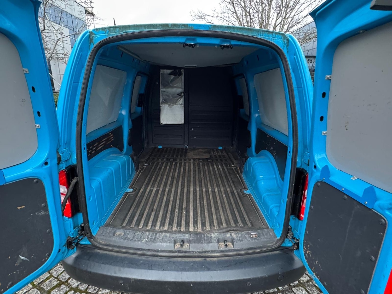 Used Volkswagen Caddy Maxi 2011 for sale - 77154732: Photo 12