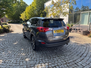 Used Toyota RAV4 2014 for sale - 79452362: Photo