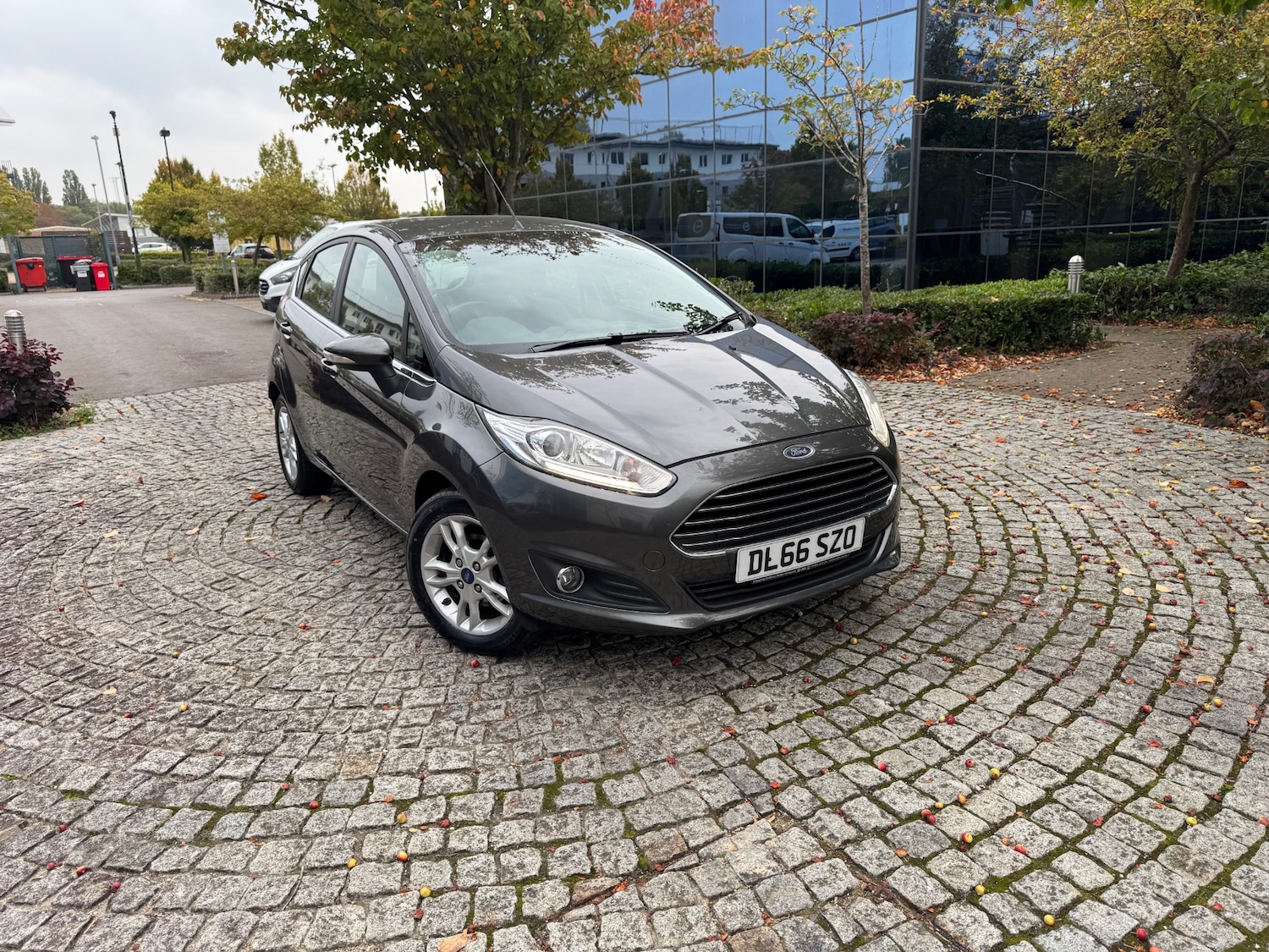 Used Ford Fiesta 2016 for sale - 76077988: Photo 1