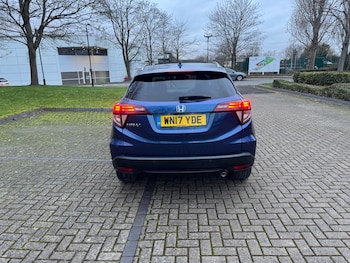 Used Honda HR-V 2017 for sale - 77382028: Photo