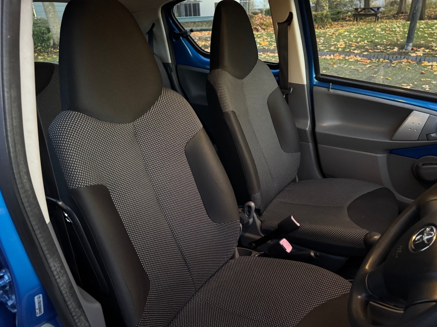 Used Toyota AYGO 2010 for sale - 76578186: Photo 18