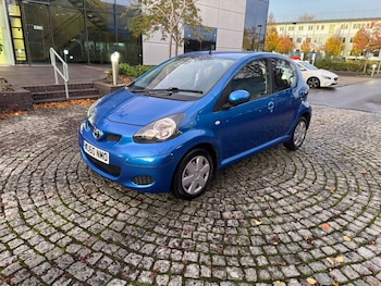 Used Toyota AYGO 2010 for sale - 76578186: Photo