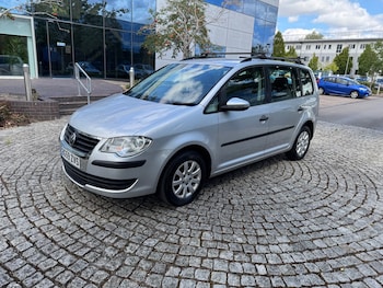 Used Volkswagen Touran 2009 for sale - 75158135: Photo