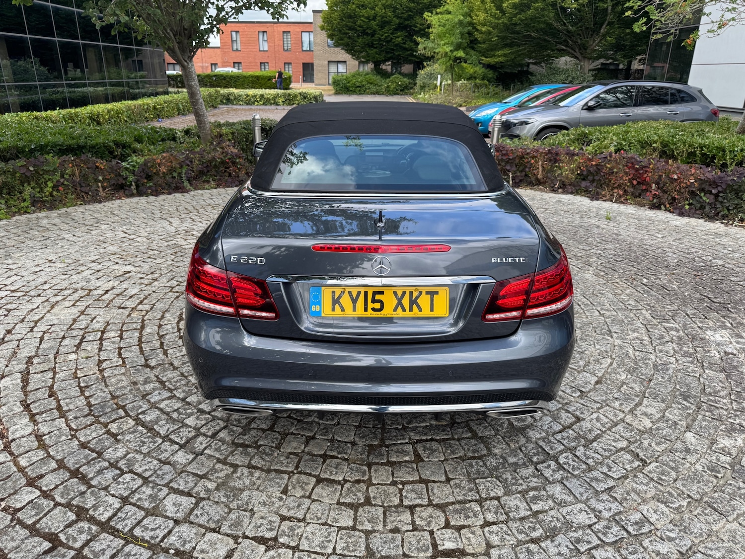 Vehicle 33