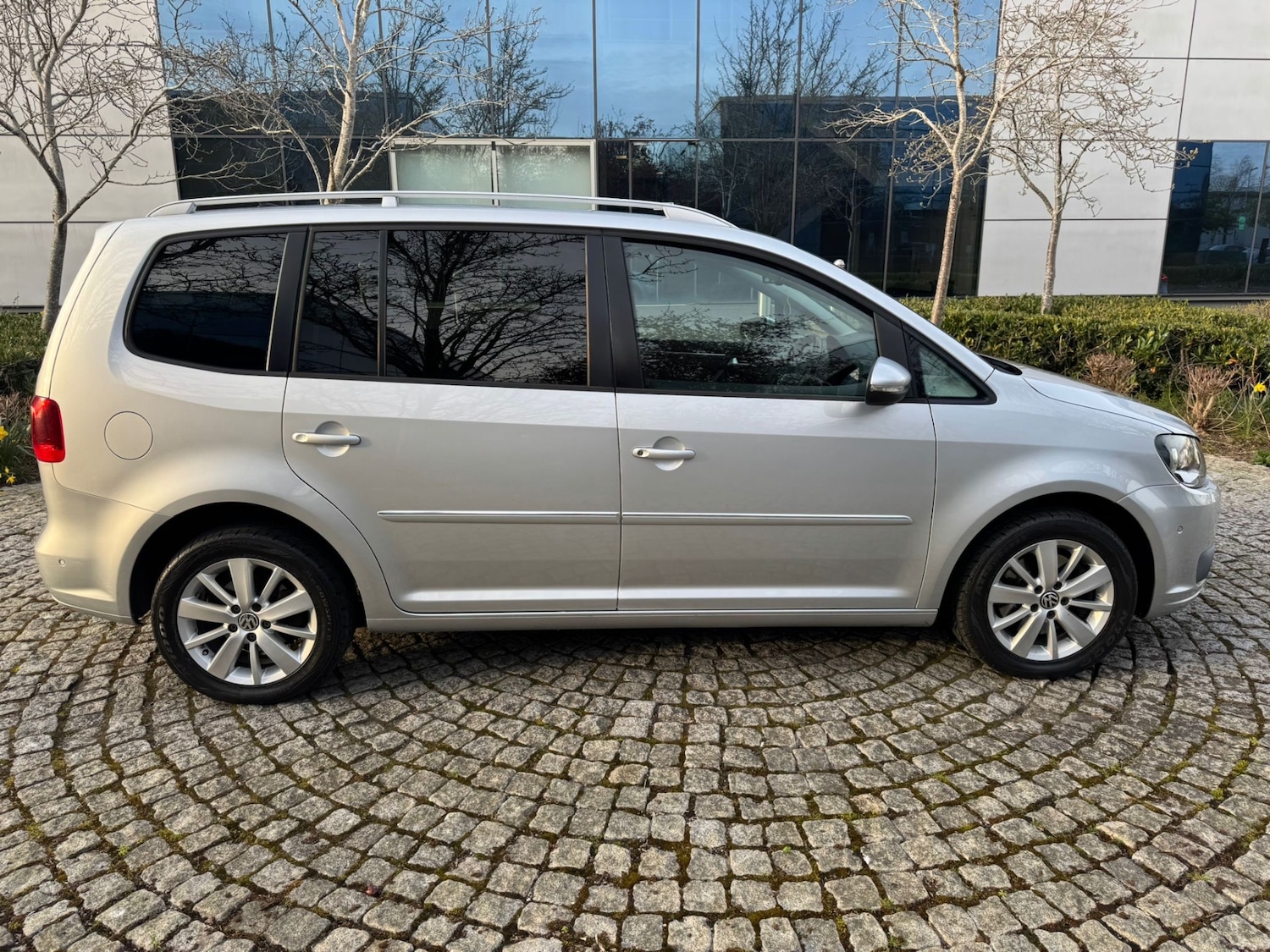 Used Volkswagen Touran 2011 for sale - 78122840: Photo 9