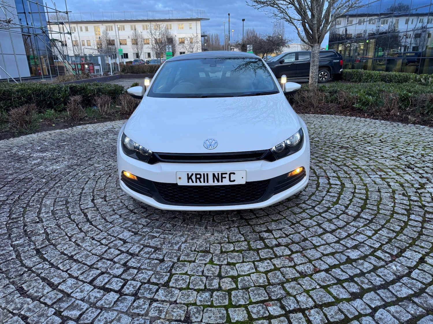 Used Volkswagen Scirocco 2011 for sale - 77901015: Photo 2