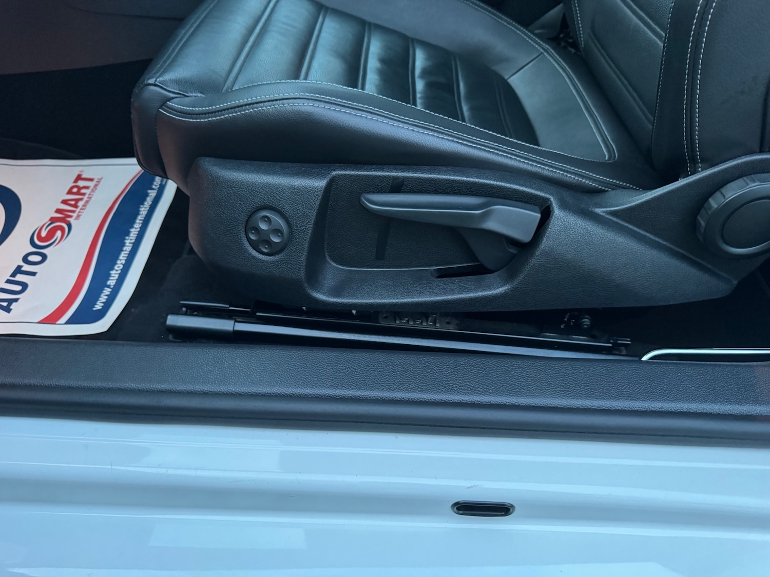 Used Volkswagen Scirocco 2011 for sale - 77901015: Photo 23