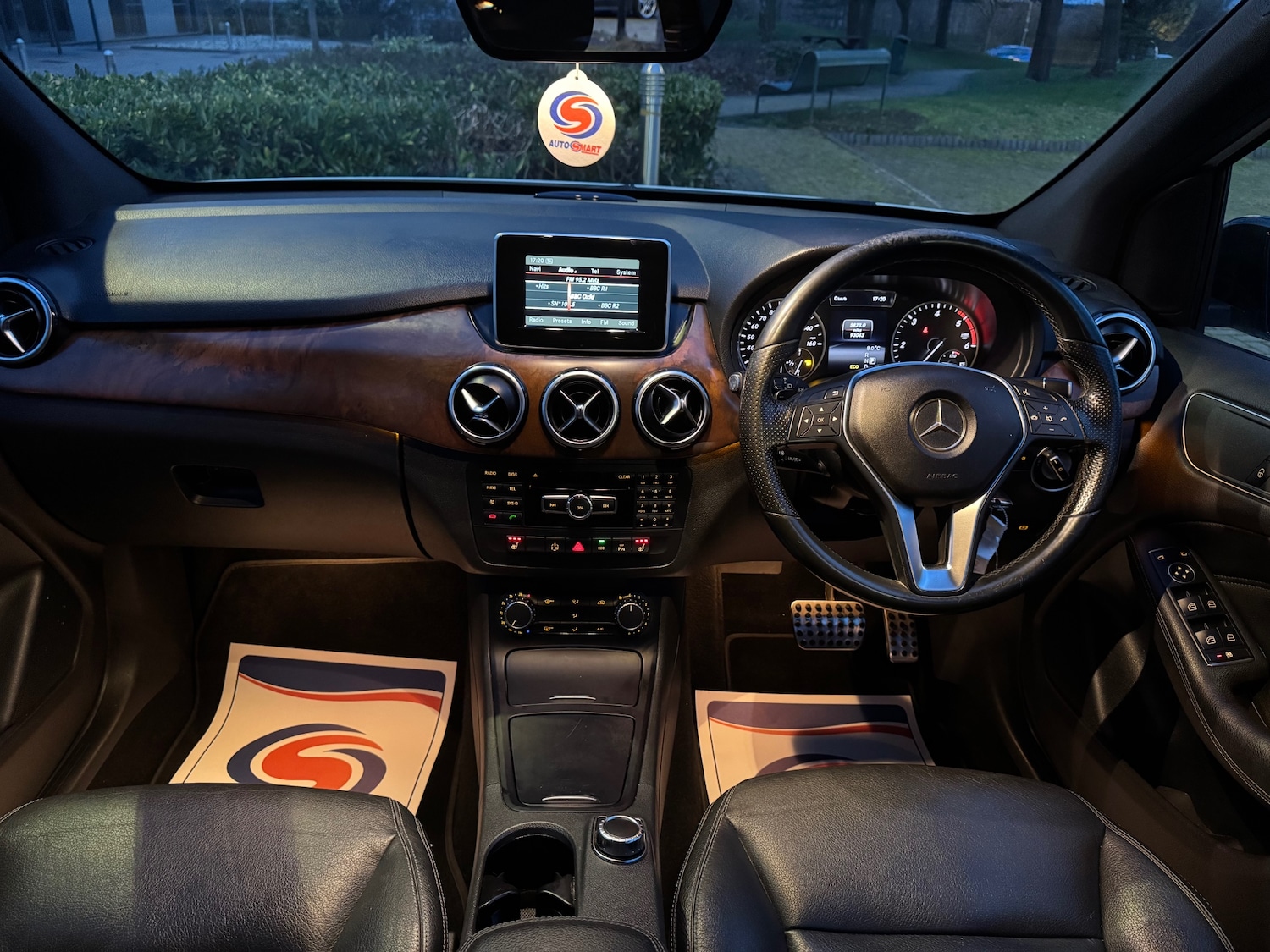 Used Mercedes-Benz B Class 2014 for sale - 77382014: Photo 12