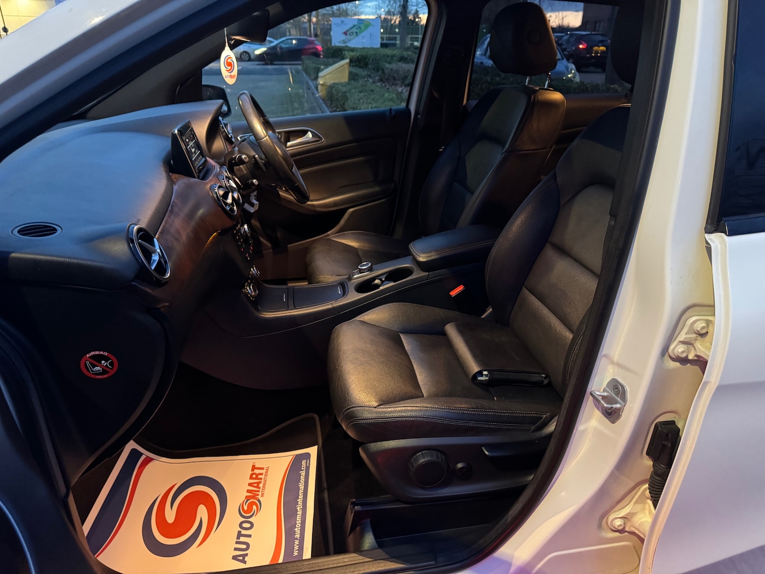 Used Mercedes-Benz B Class 2014 for sale - 77382014: Photo 27