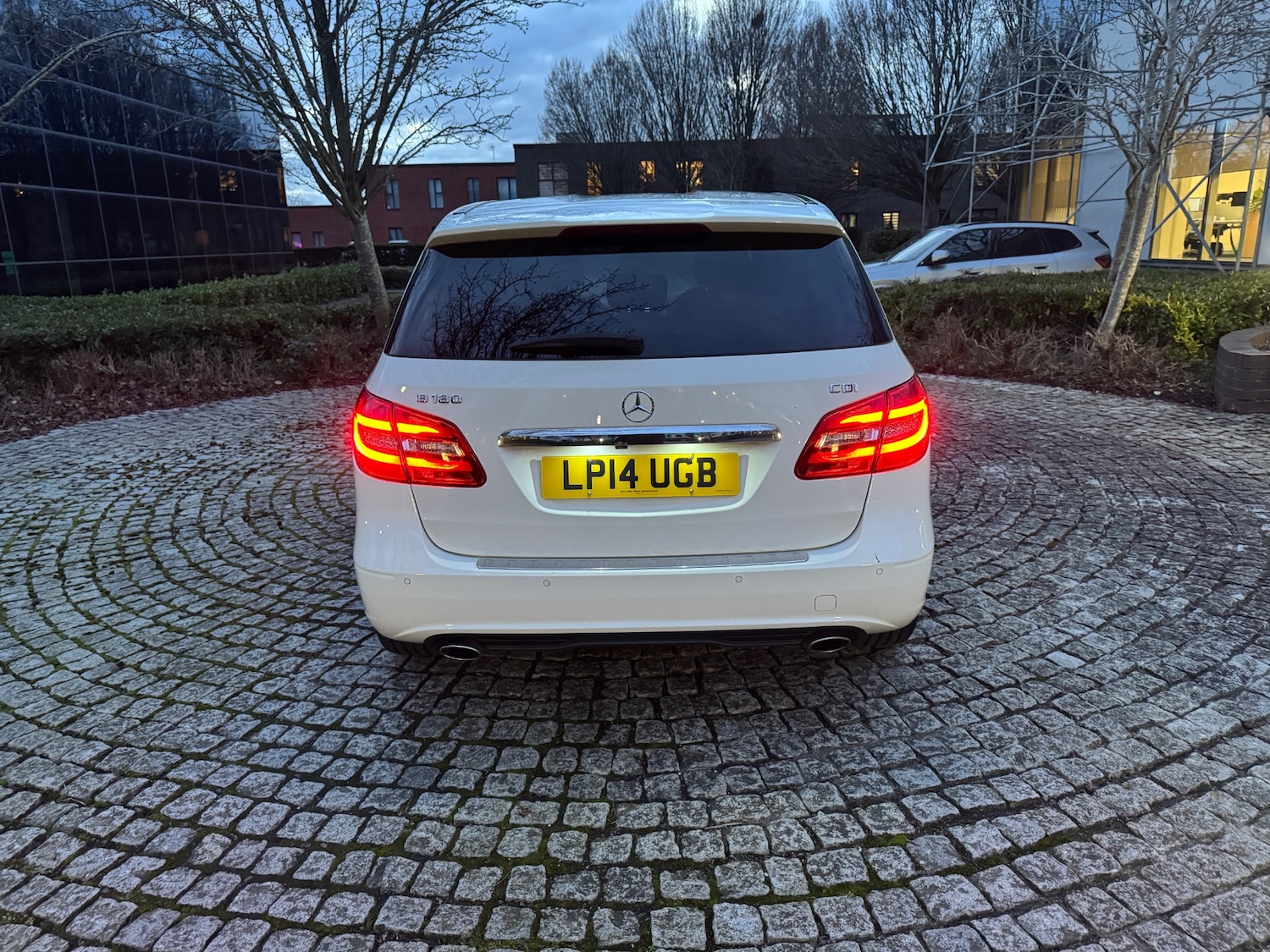 Used Mercedes-Benz B Class 2014 for sale - 77382014: Photo 6