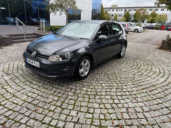 Used Volkswagen Golf 2015 for sale - 75995420: Photo