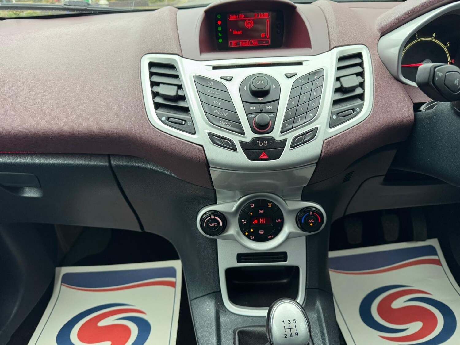 Used Ford Fiesta 2010 for sale - 77901200: Photo 17