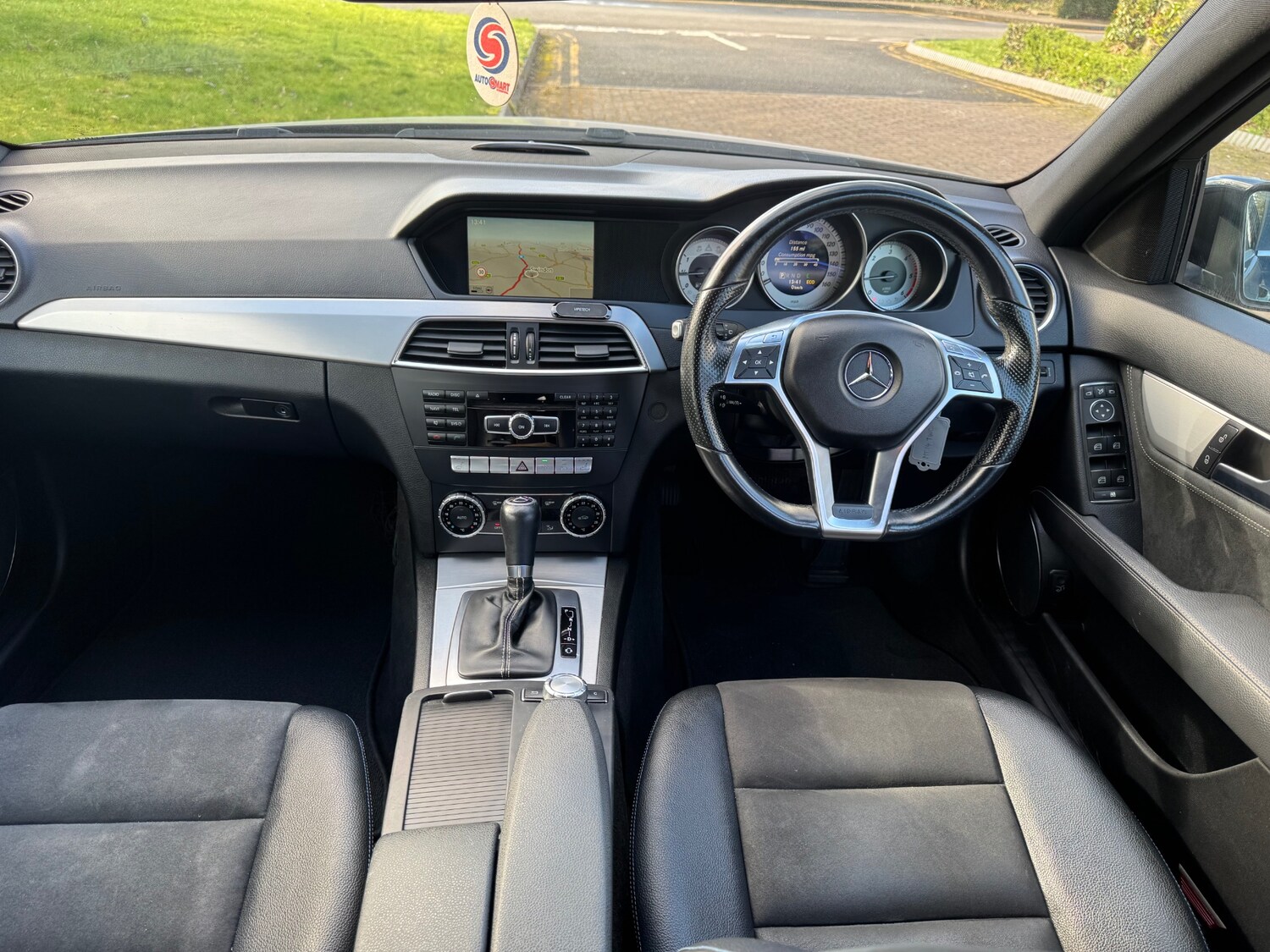 Used Mercedes-Benz C Class 2014 for sale - 77901352: Photo 6