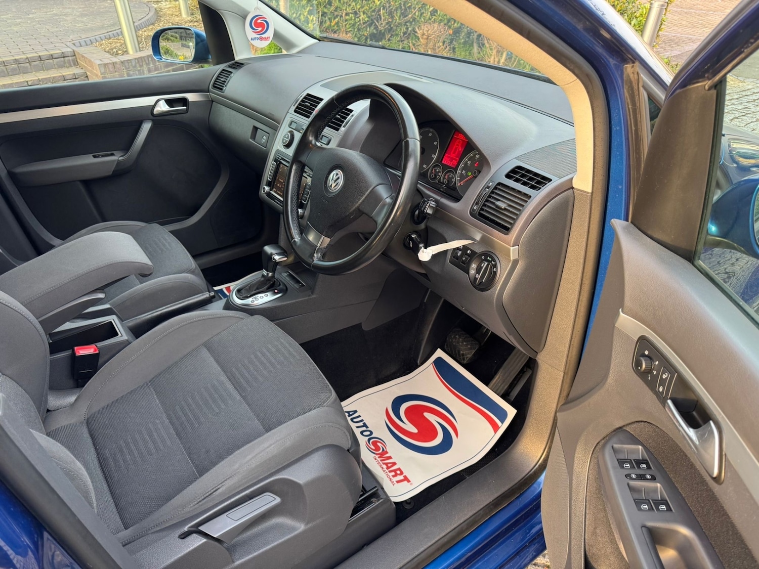 Used Volkswagen Touran 2009 for sale - 78122820: Photo 11