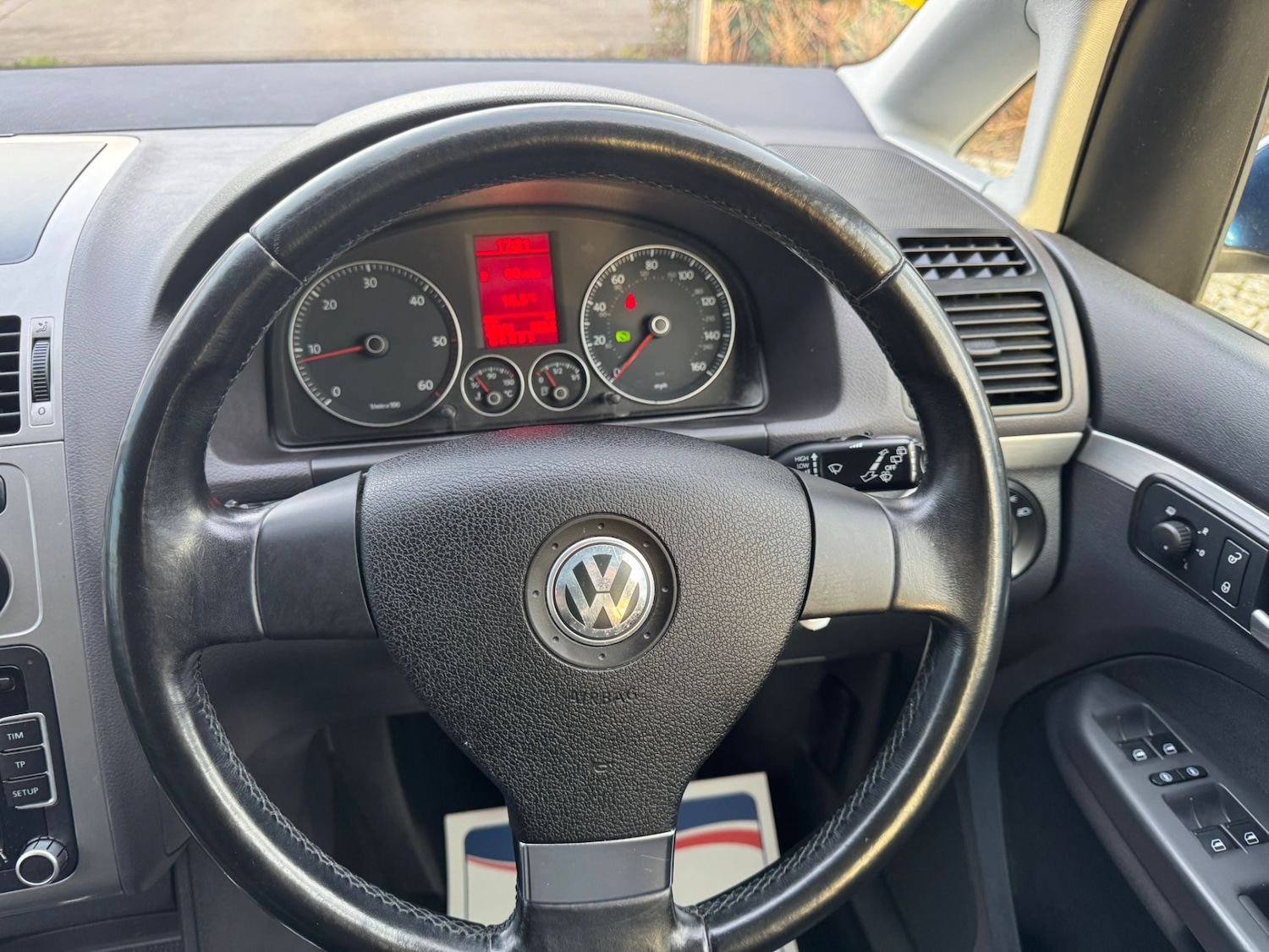 Used Volkswagen Touran 2009 for sale - 78122820: Photo 19