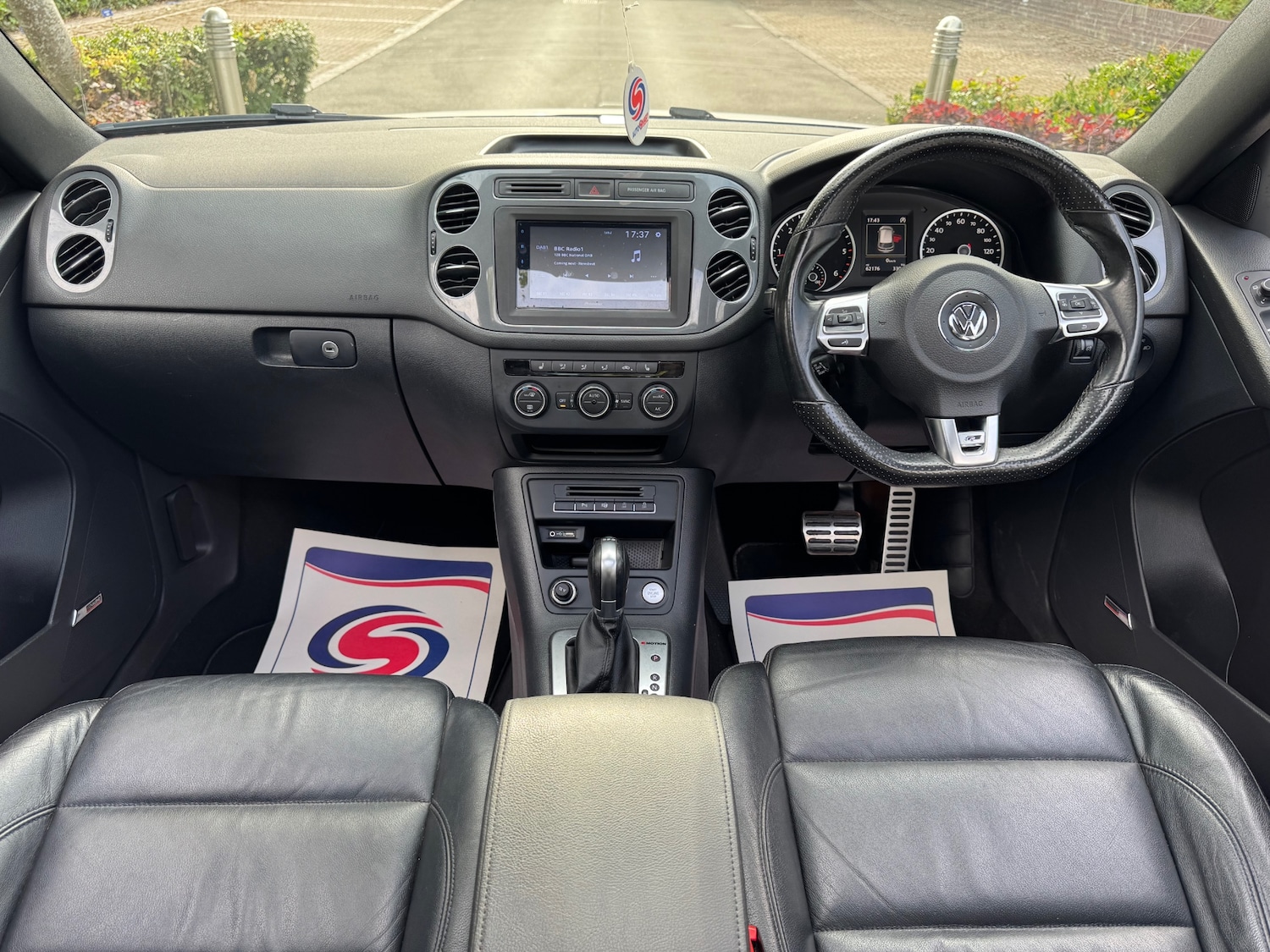 Vehicle 21