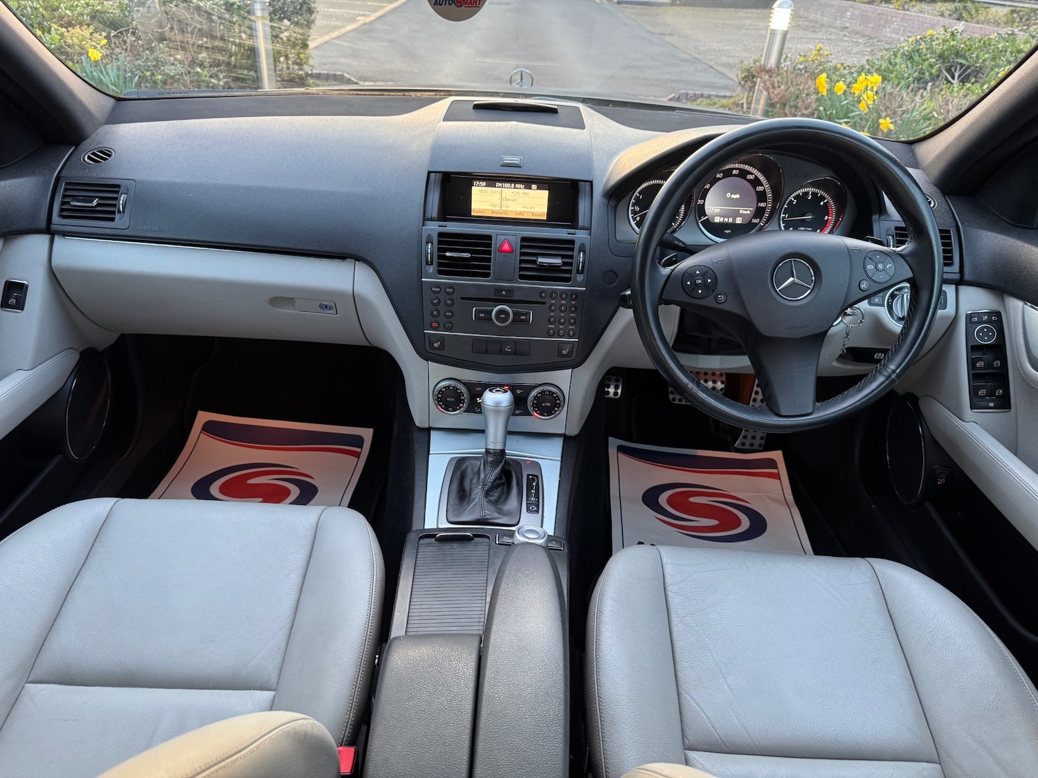 Used Mercedes-Benz C Class 2011 for sale - 77956914: Photo 11