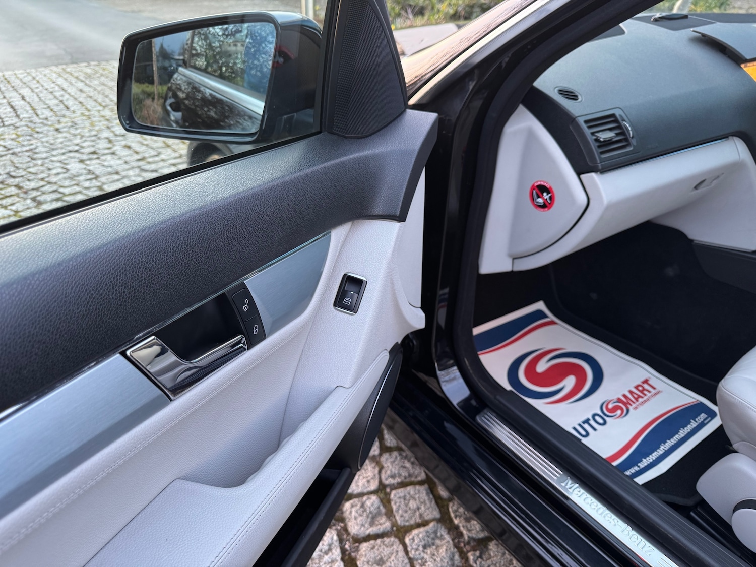 Used Mercedes-Benz C Class 2011 for sale - 77956914: Photo 22