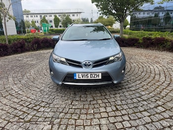 Used Toyota Auris 2015 for sale - 78533230: Photo
