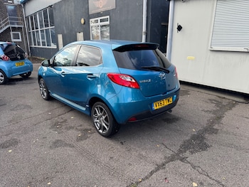 Used Mazda Mazda2 2013 for sale - 75760330: Photo