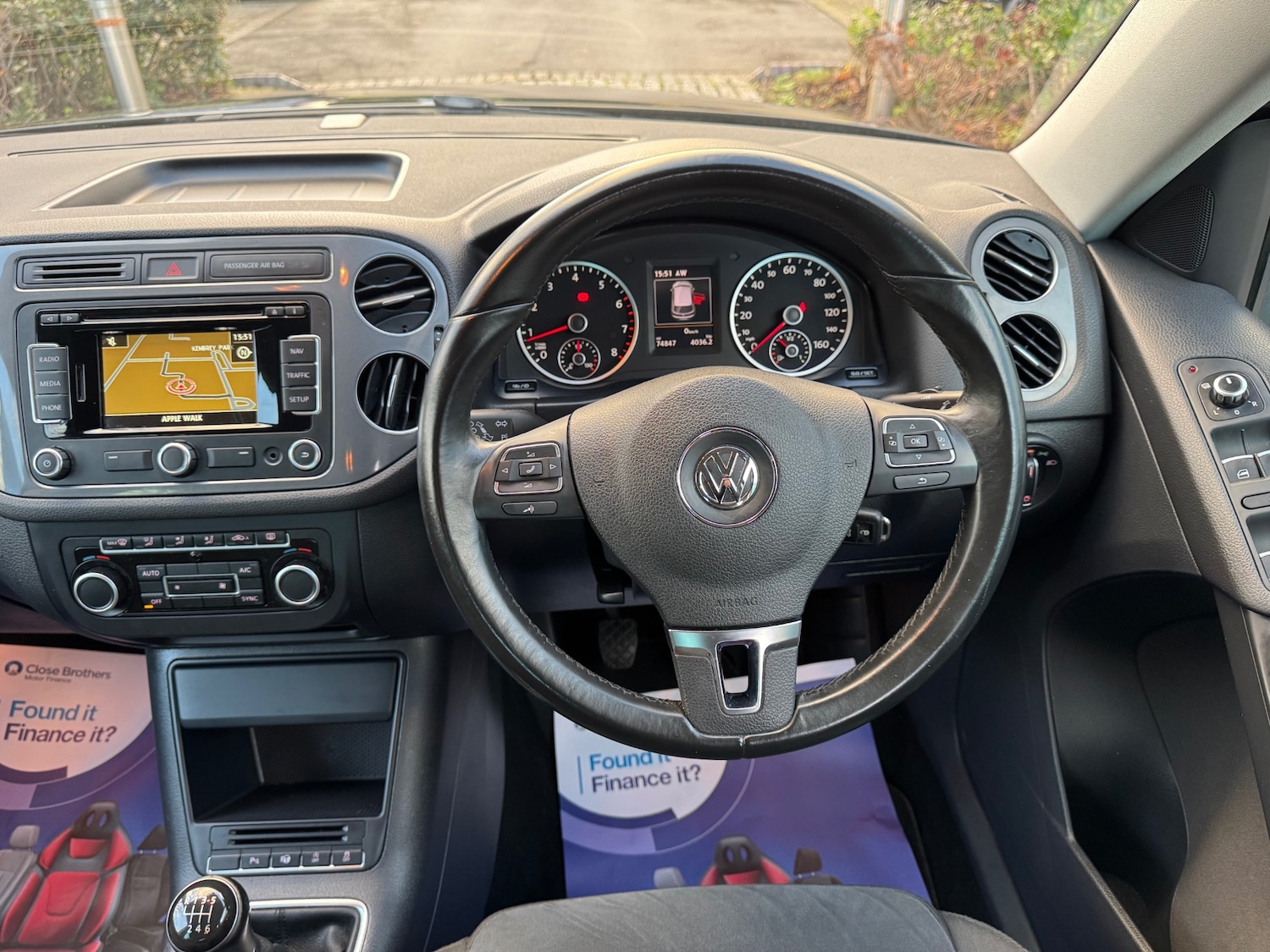 Used Volkswagen Tiguan 2014 for sale - 76892612: Photo 10