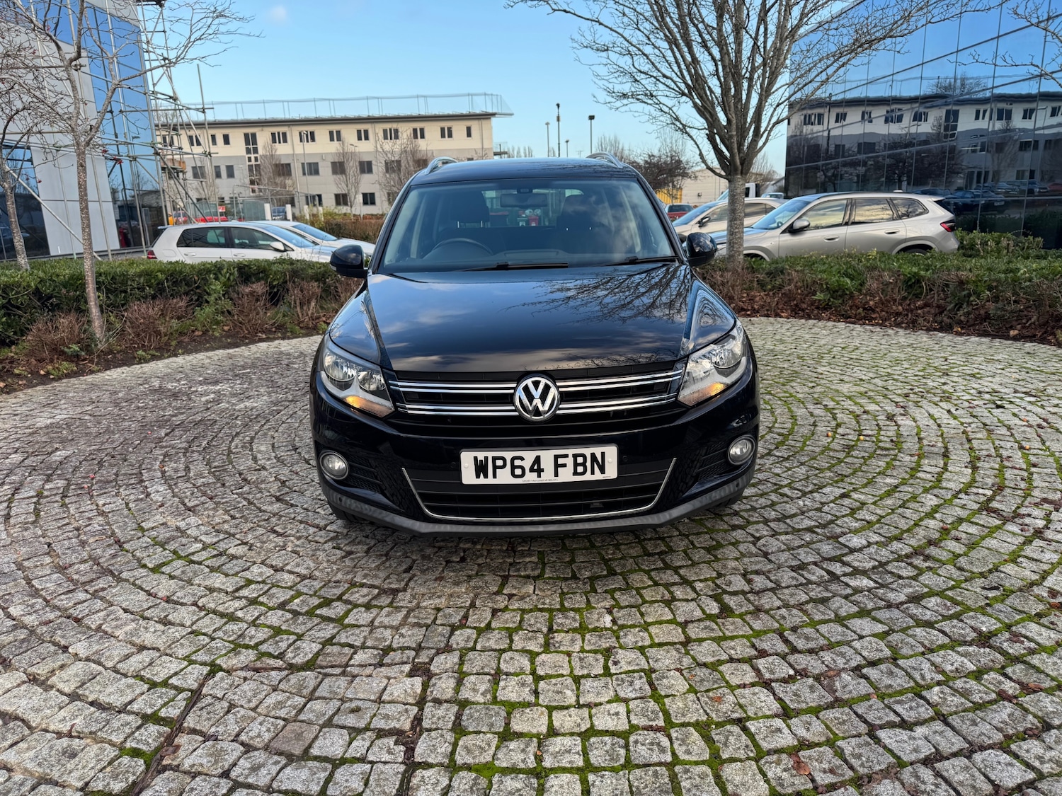 Used Volkswagen Tiguan 2014 for sale - 76892612: Photo 2
