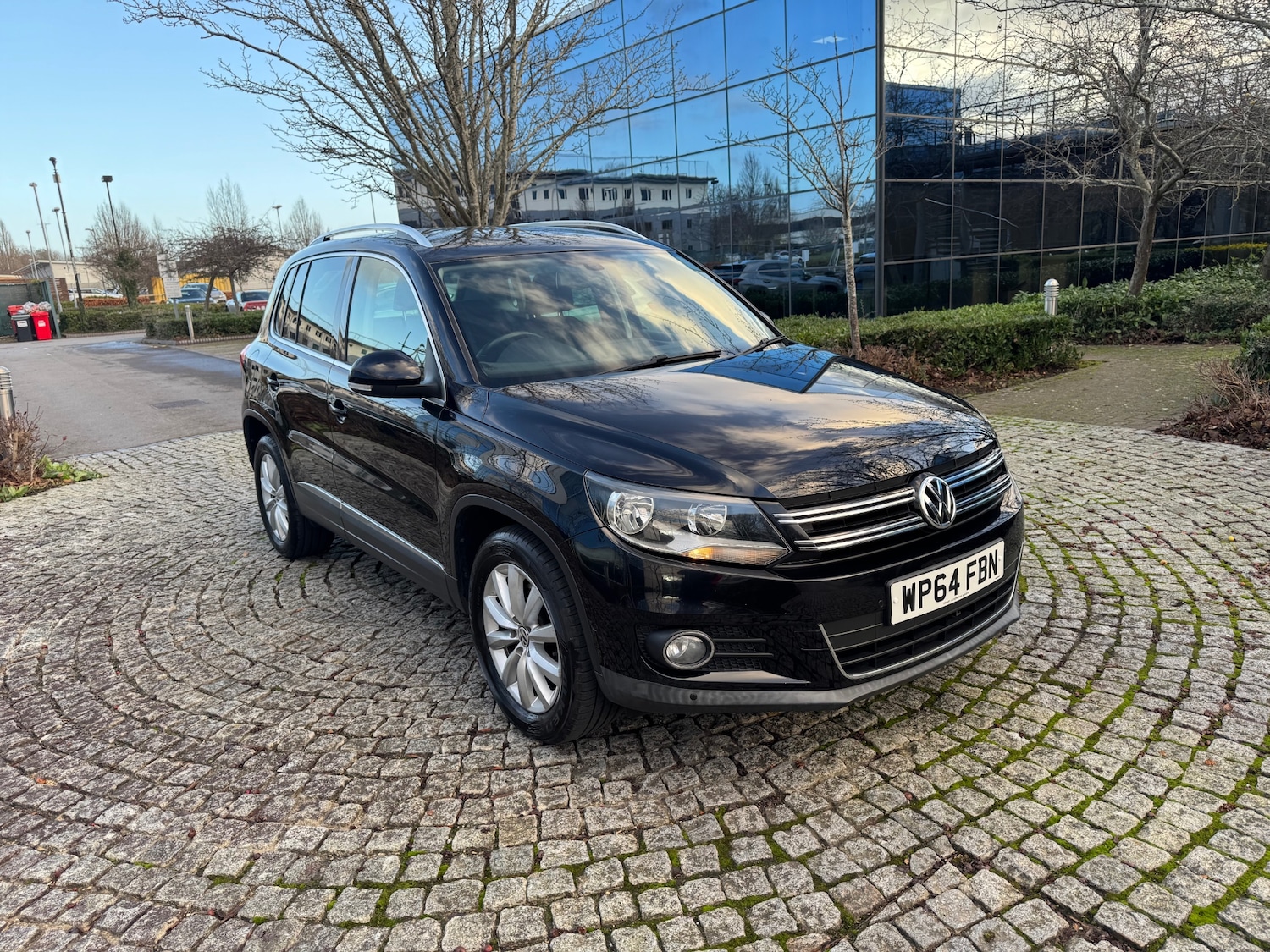 Used Volkswagen Tiguan 2014 for sale - 76892612: Photo 3