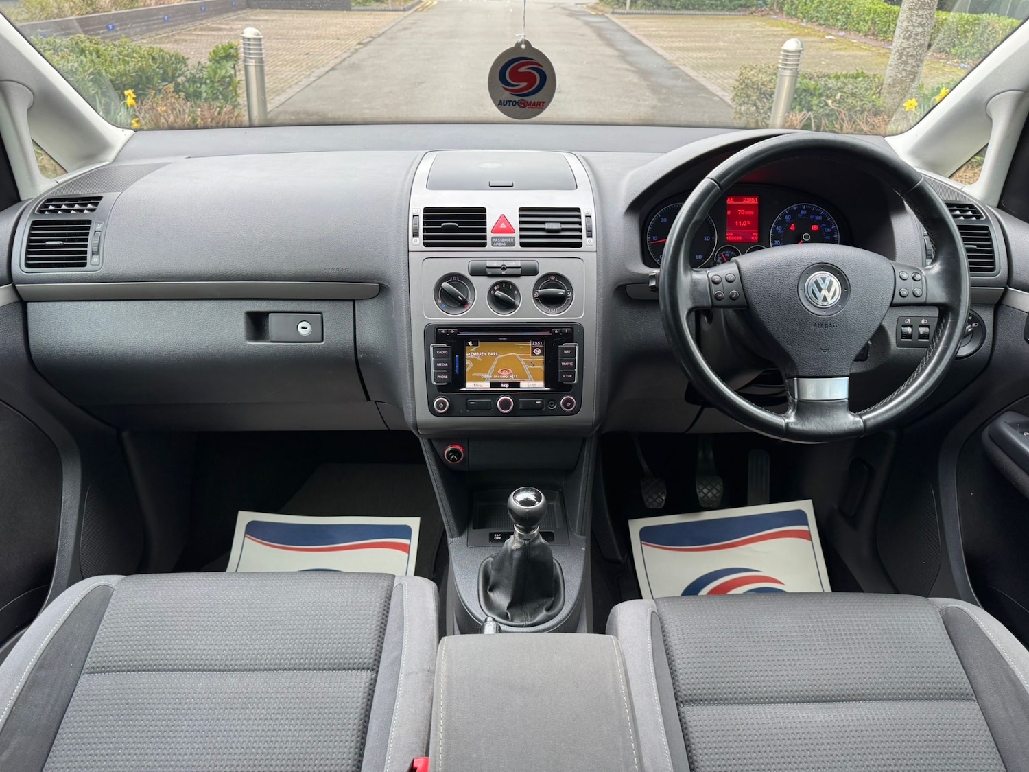 Used Volkswagen Touran 2010 for sale - 78123029: Photo 10