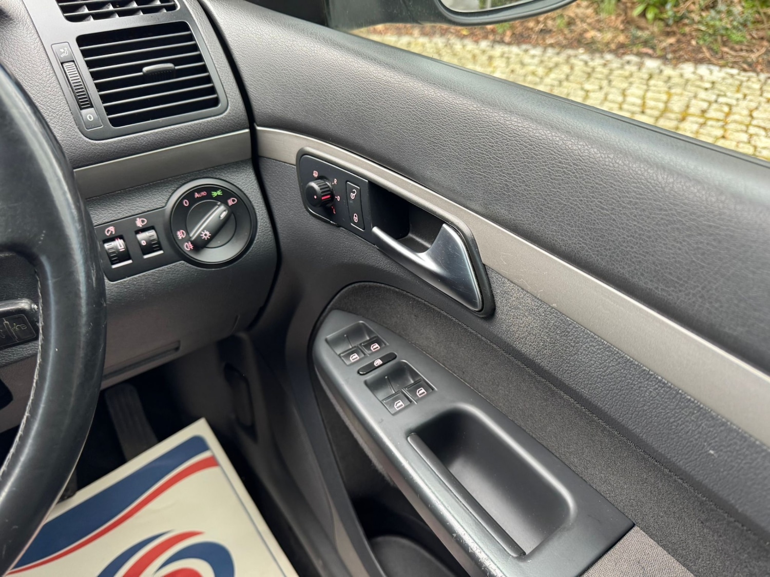 Used Volkswagen Touran 2010 for sale - 78123029: Photo 19