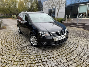 Volkswagen Touran feature image