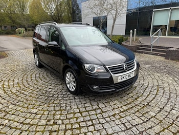 Used Volkswagen Touran 2010 for sale - 78123029: Photo